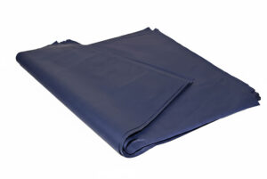 50x70 cm boyutlarında, Açık Mor Rengi Pelür Kağıdı (1 kg) (Kopya) adlı katlanmış bir sayfa, beyaz bir arka plan üzerine düz bir şekilde yerleştirilmiştir.